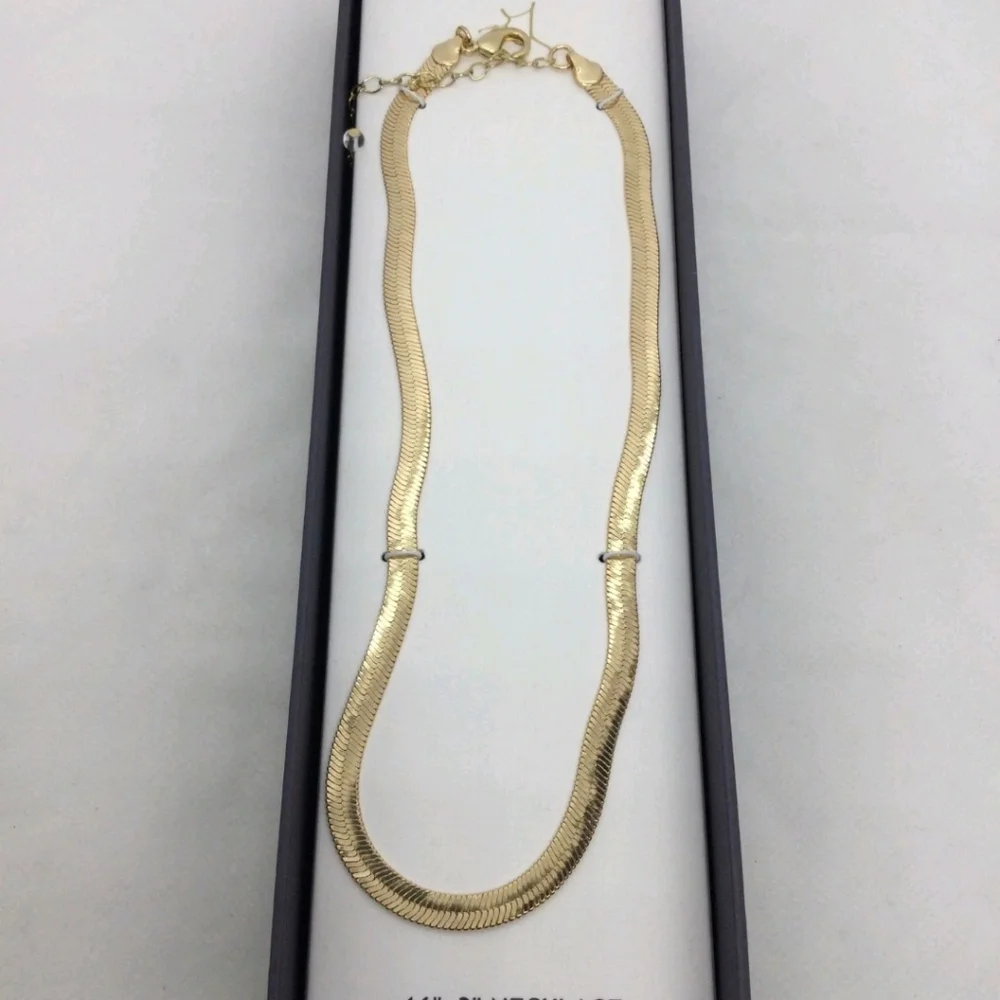 House of Harlow 1960 Gold Herringbone Necklace Elegant Design NWT NIB 16"+3" - Picture 2 of 3